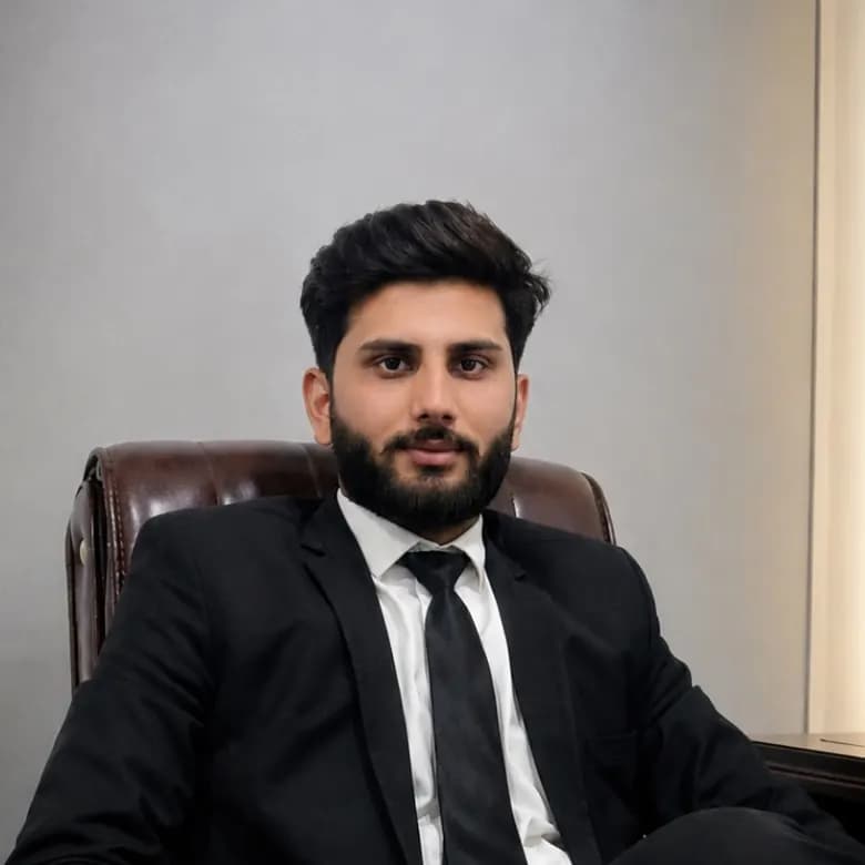 Abubaker Mustansar CEO of RisingEdge